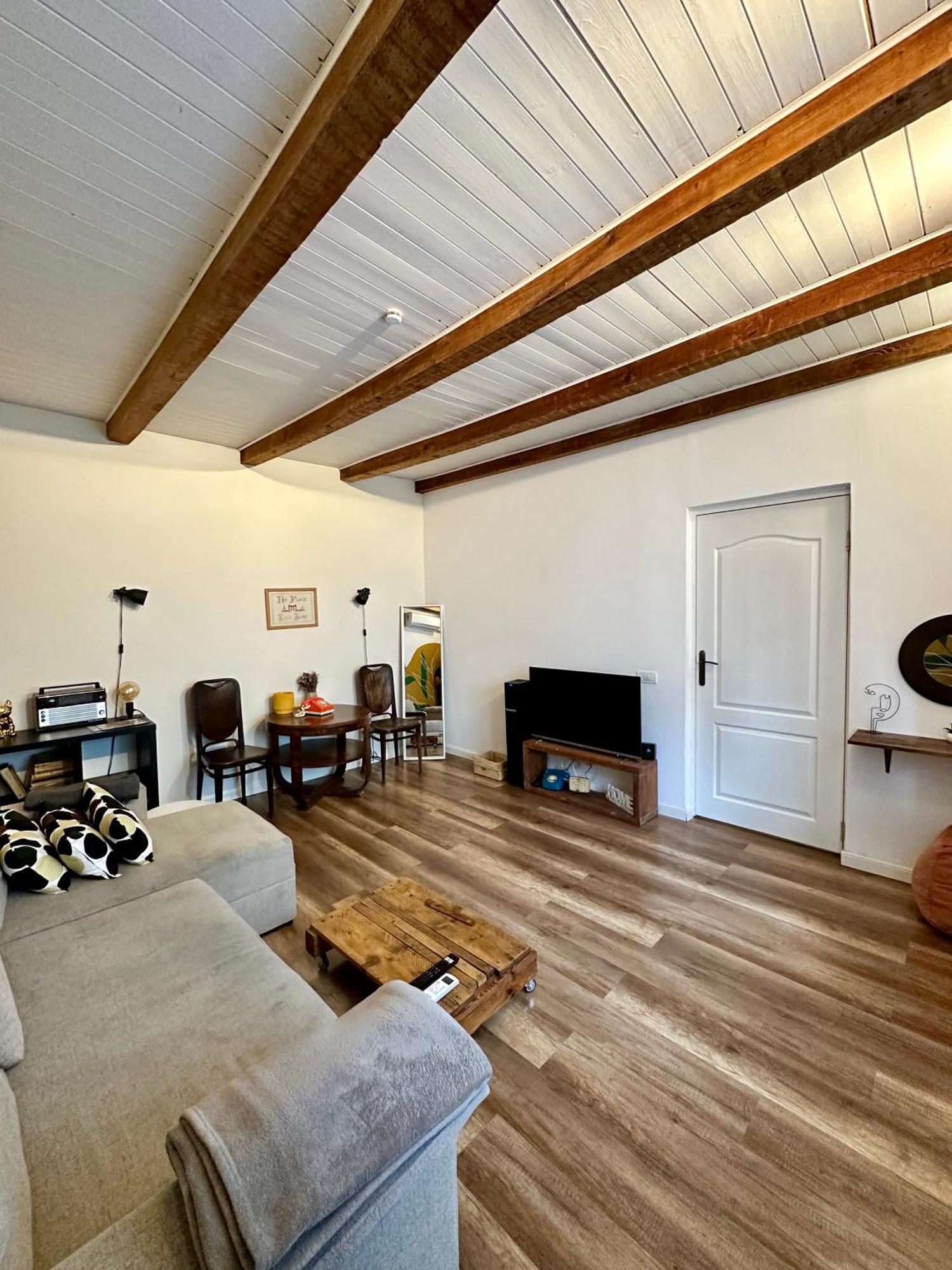 Interbelic House With Courtyard And Terrace Villa Bucureşti Exterior foto